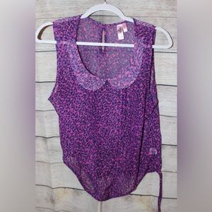 Dolled Up Sleeveless shirt XL